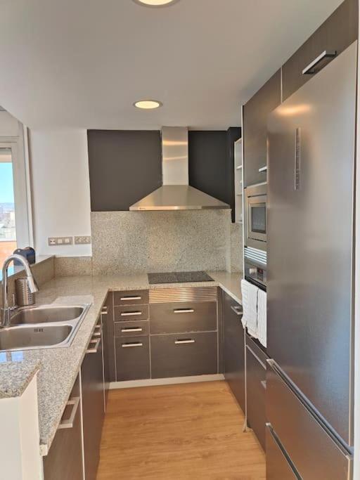 Large Terrace Luxury Apartment Sant Adria de Besos Exterior foto